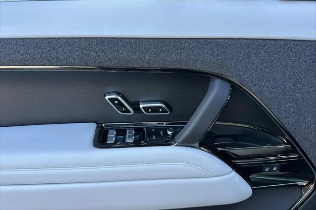 2026 Land Rover Range Rover Sport P360 SE
