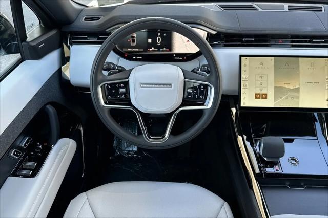 2026 Land Rover Range Rover Sport P360 SE