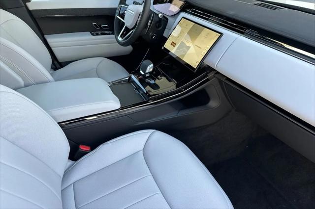 2026 Land Rover Range Rover Sport P360 SE