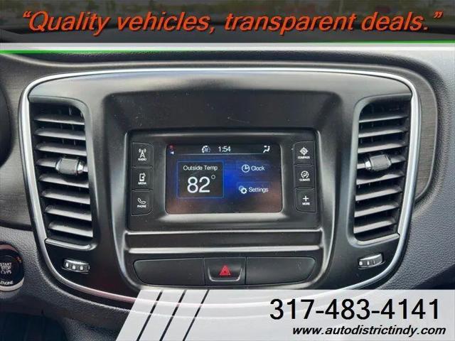 2016 Chrysler 200 Limited