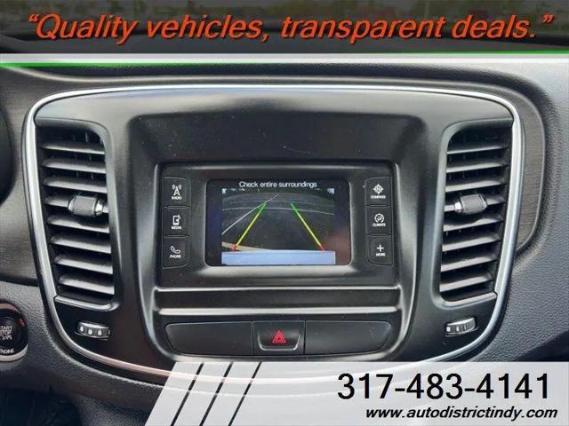 2016 Chrysler 200 Limited