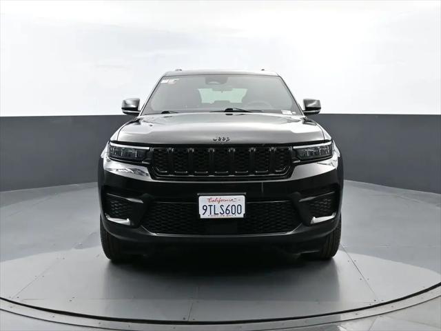 2025 Jeep Grand Cherokee Altitude 4x4