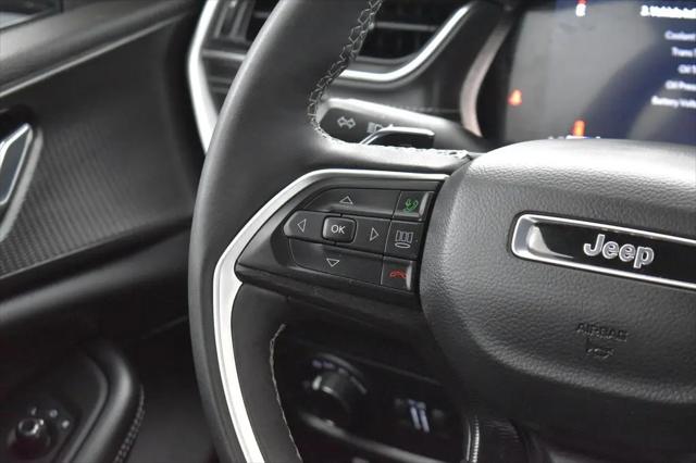 2025 Jeep Grand Cherokee Altitude 4x4
