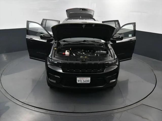 2025 Jeep Grand Cherokee Altitude 4x4