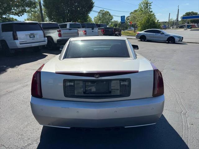 2007 Cadillac XLR Standard