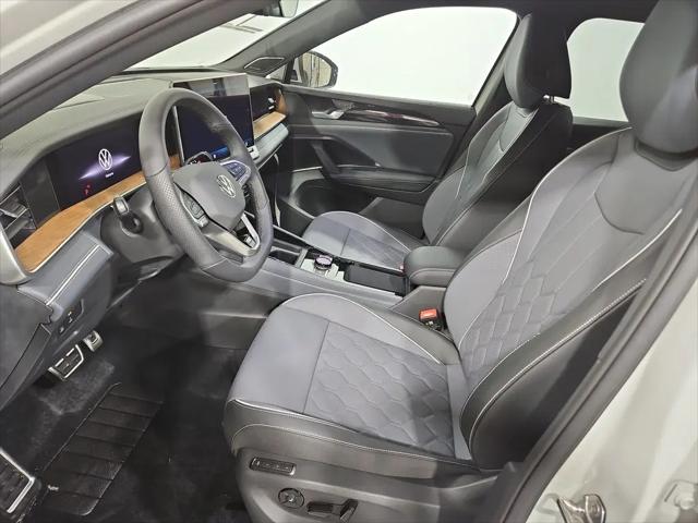 2026 Volkswagen Tiguan SEL R-Line Turbo
