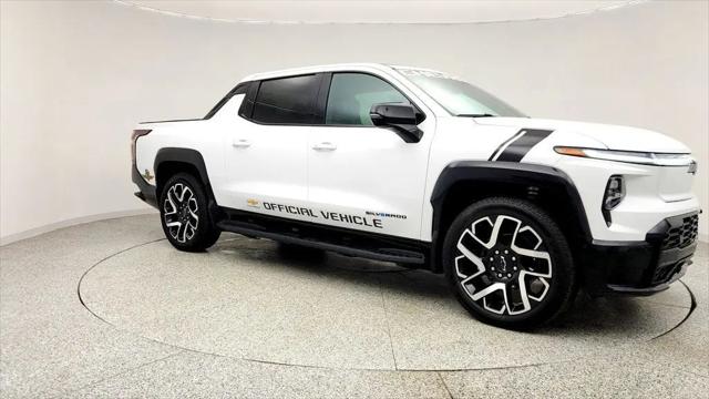 2025 Chevrolet Silverado EV RST