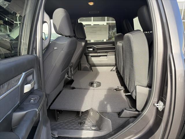 2026 Ram 2500 Big Horn Crew Cab 4x4 64 Box