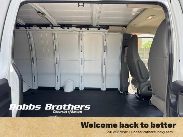 2026 Chevrolet Express Cargo Van 2500 Extended Wheelbase, WT, RWD