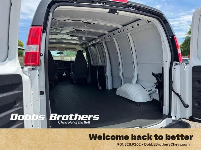 2026 Chevrolet Express Cargo Van 2500 Extended Wheelbase, WT, RWD