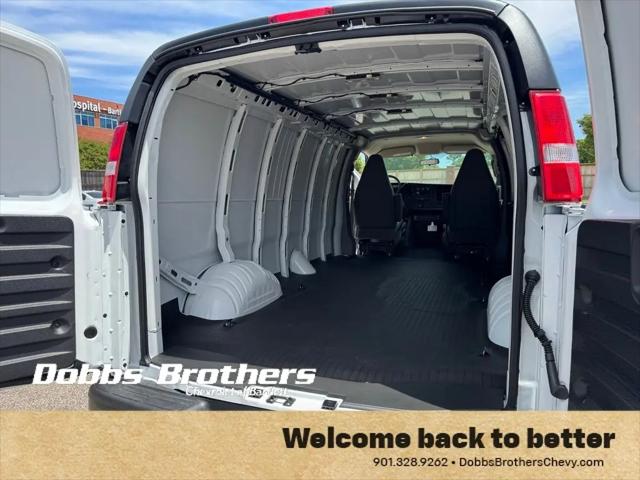 2026 Chevrolet Express Cargo Van 2500 Extended Wheelbase, WT, RWD