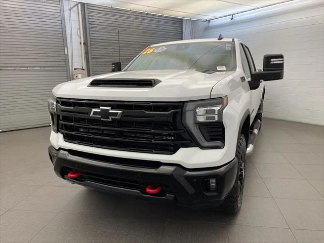 2026 Chevrolet Silverado 2500HD Crew Cab, Standard Bed, LT, 4WD