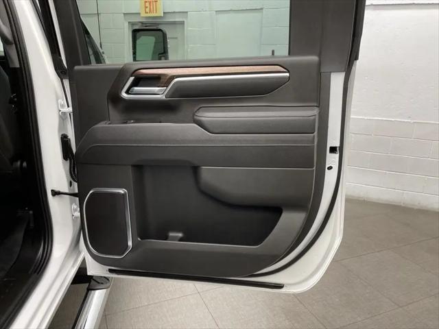 2026 Chevrolet Silverado 2500HD Crew Cab, Standard Bed, LT, 4WD