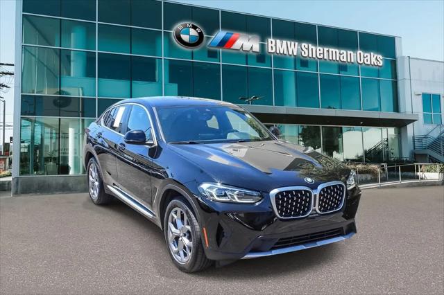 2023 BMW X4 xDrive30i
