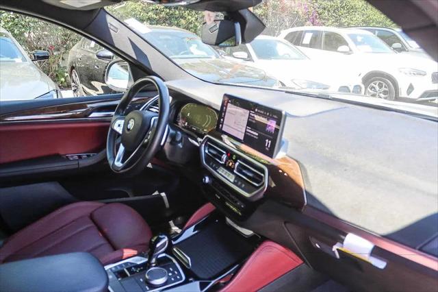 2023 BMW X4 xDrive30i