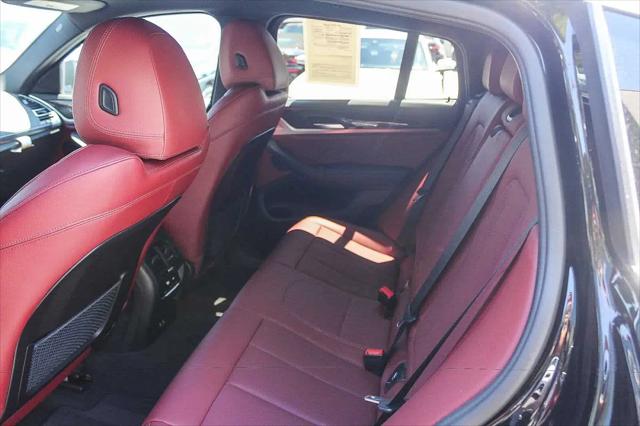 2023 BMW X4 xDrive30i