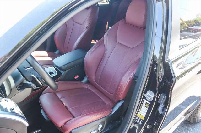 2023 BMW X4 xDrive30i