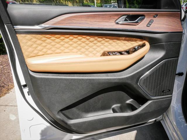 2025 Jeep Grand Cherokee L Summit 4x4