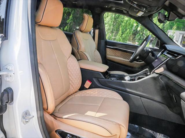 2025 Jeep Grand Cherokee L Summit 4x4