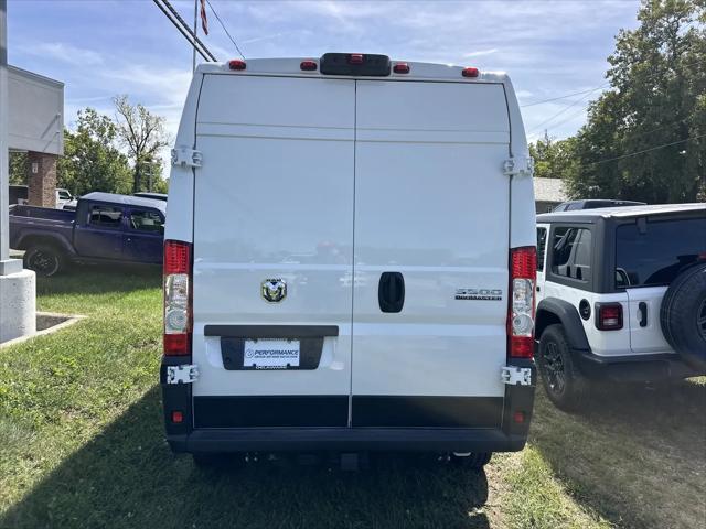 2026 Ram ProMaster Cargo Van Tradesman High Roof 159 WB w/Pass Seat