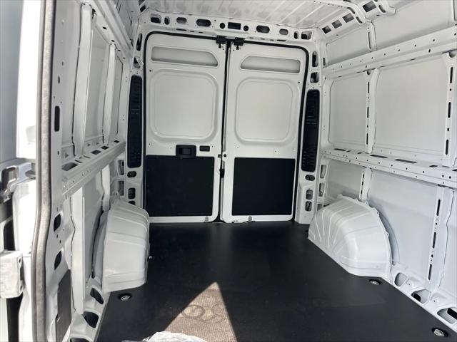 2026 Ram ProMaster Cargo Van Tradesman High Roof 159 WB w/Pass Seat