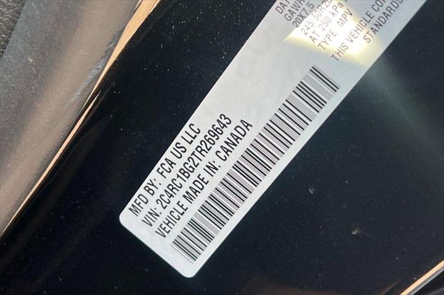 2026 Chrysler Pacifica Pacifica Select