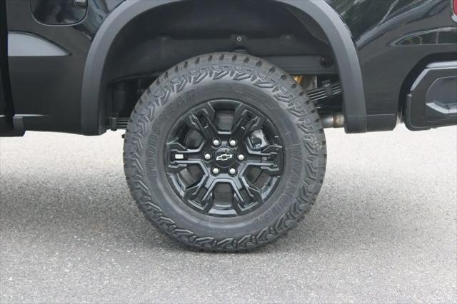 2026 Chevrolet Silverado 1500 4WD Crew Cab Short Bed ZR2