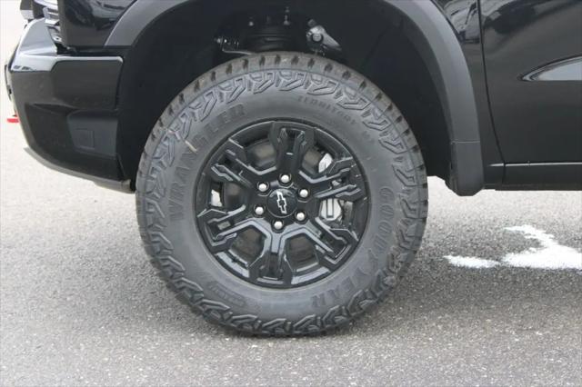 2026 Chevrolet Silverado 1500 4WD Crew Cab Short Bed ZR2