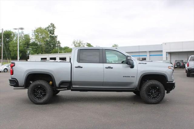 2026 Chevrolet Silverado 2500HD Crew Cab, Standard Bed, XR2, 4WD