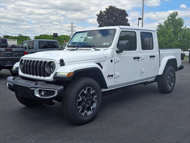 2026 Jeep Gladiator GLADIATOR SAHARA 4X4