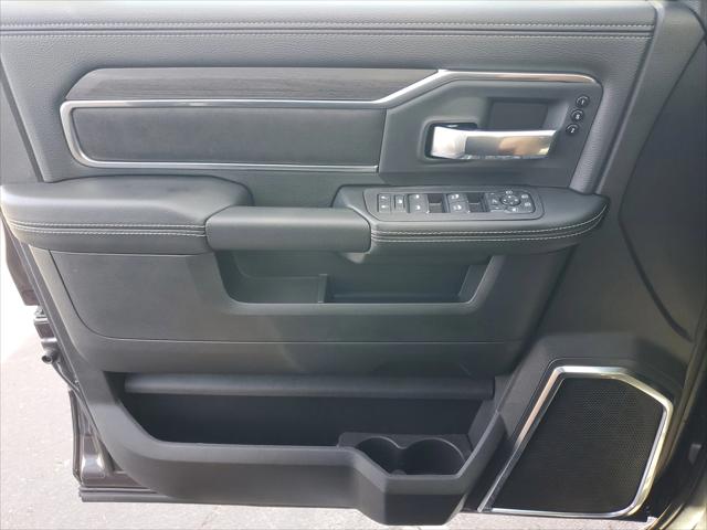2026 Ram 3500 Laramie Crew Cab 4x4 8' Box