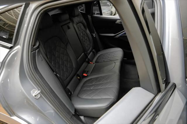 2025 BMW X6 xDrive40i