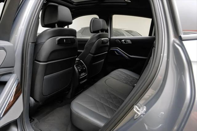 2025 BMW X6 xDrive40i