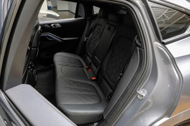 2025 BMW X6 xDrive40i
