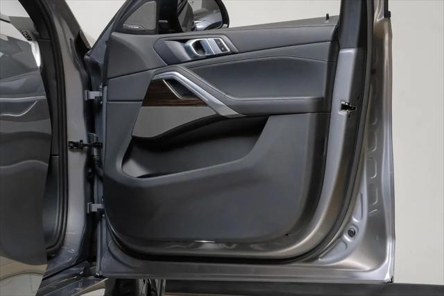 2025 BMW X6 xDrive40i
