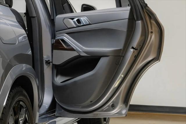 2025 BMW X6 xDrive40i