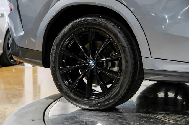 2025 BMW X6 xDrive40i