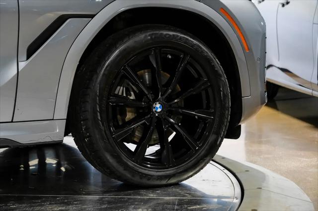 2025 BMW X6 xDrive40i