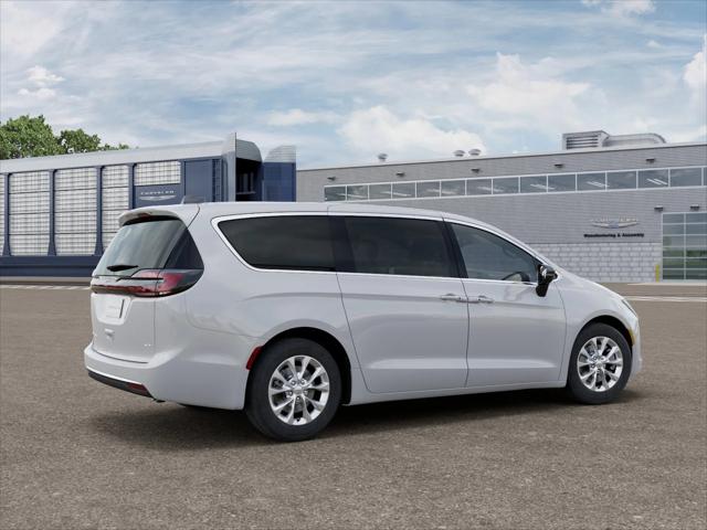 2027 Chrysler Pacifica PACIFICA SELECT AWD