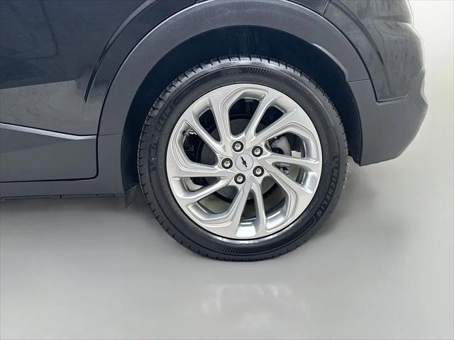 2027 Chevrolet Bolt LT FWD