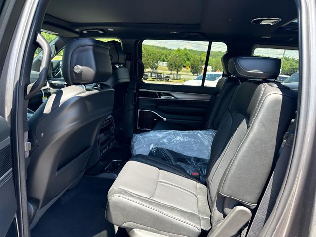 2026 Jeep Grand Wagoneer Limited Altitude 4x4