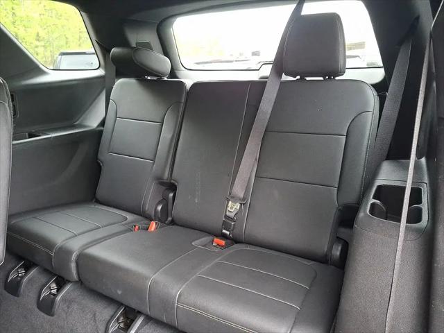 2023 Chevrolet Traverse AWD LT Leather