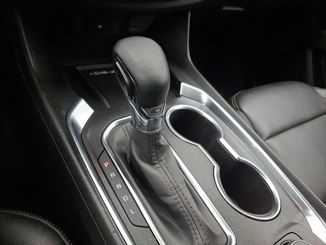 2023 Chevrolet Traverse AWD LT Leather