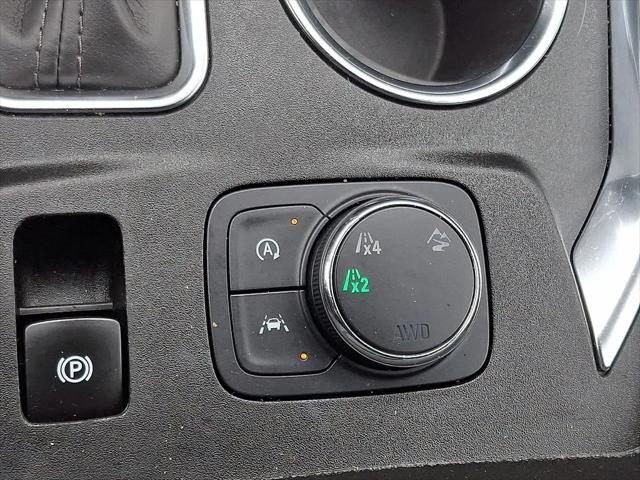 2023 Chevrolet Traverse AWD LT Leather