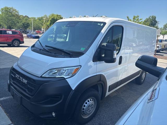 2025 RAM ProMaster 2500 Cargo Van Tradesman Low Roof 136 WB w/Pass Seat