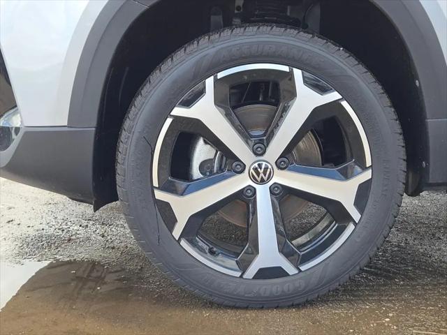 2026 Volkswagen Taos SEL
