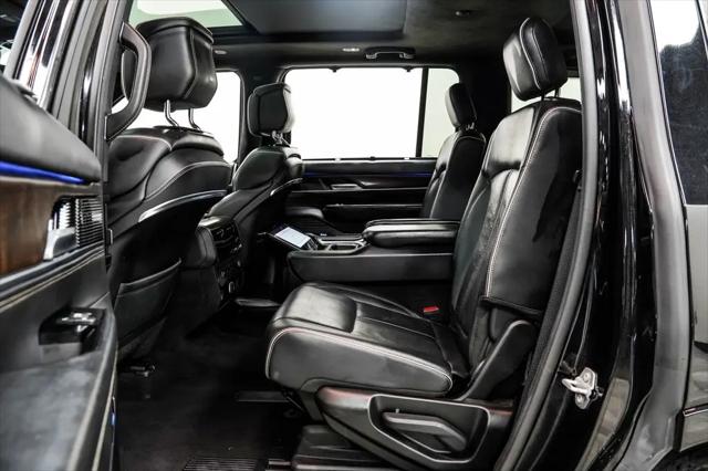 2023 Jeep Grand Wagoneer Obsidian 4x4