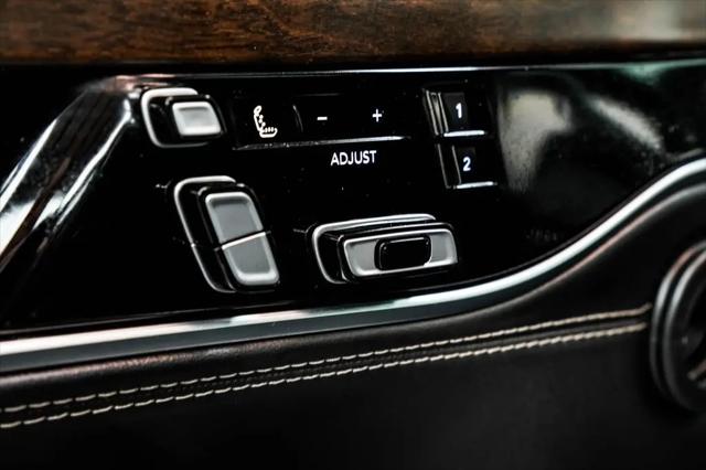 2023 Jeep Grand Wagoneer Obsidian 4x4