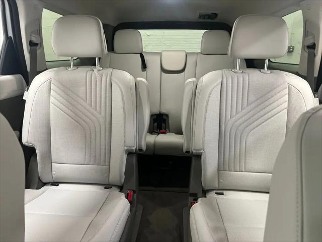 2026 Hyundai Palisade Hybrid Blue SEL 7P