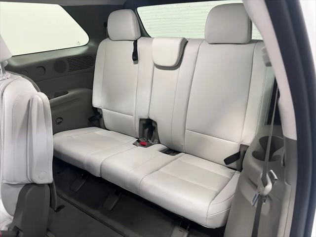 2026 Hyundai Palisade Hybrid Blue SEL 7P